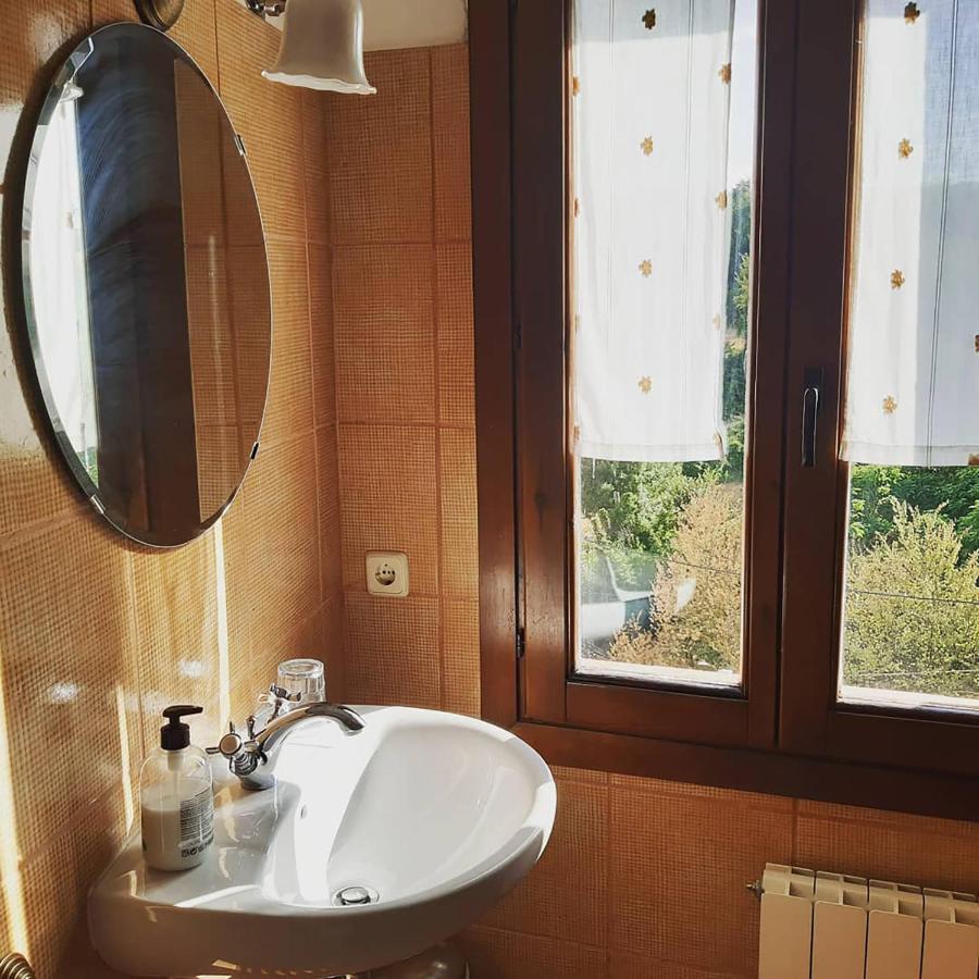 Vallvert de Queralt Casa Miretゲストハウス エクステリア 写真